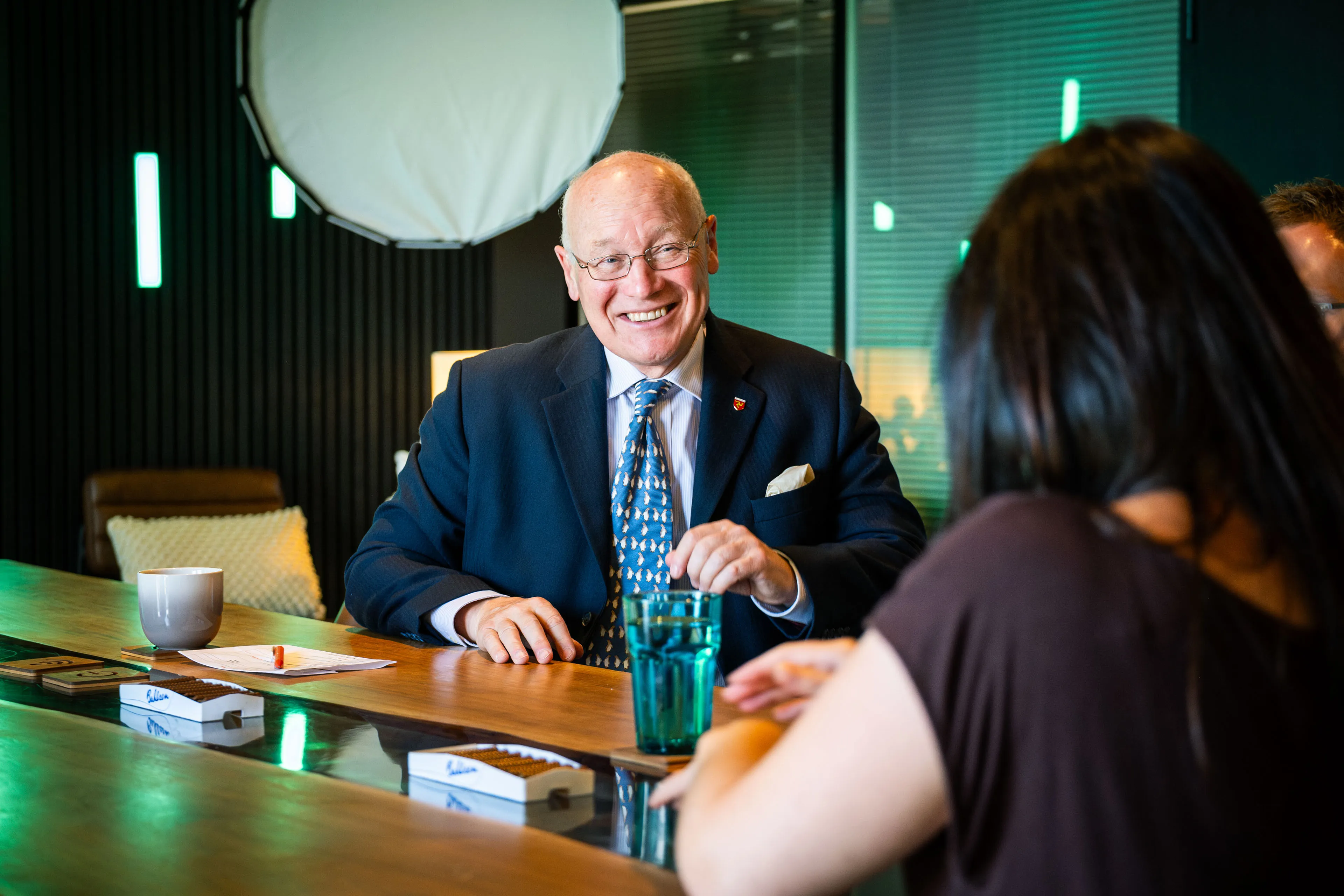 Lieutenant General Sir John Lorimer KCB DSO MBE having a friendly conversation with Raluca Matei at DotPerformance