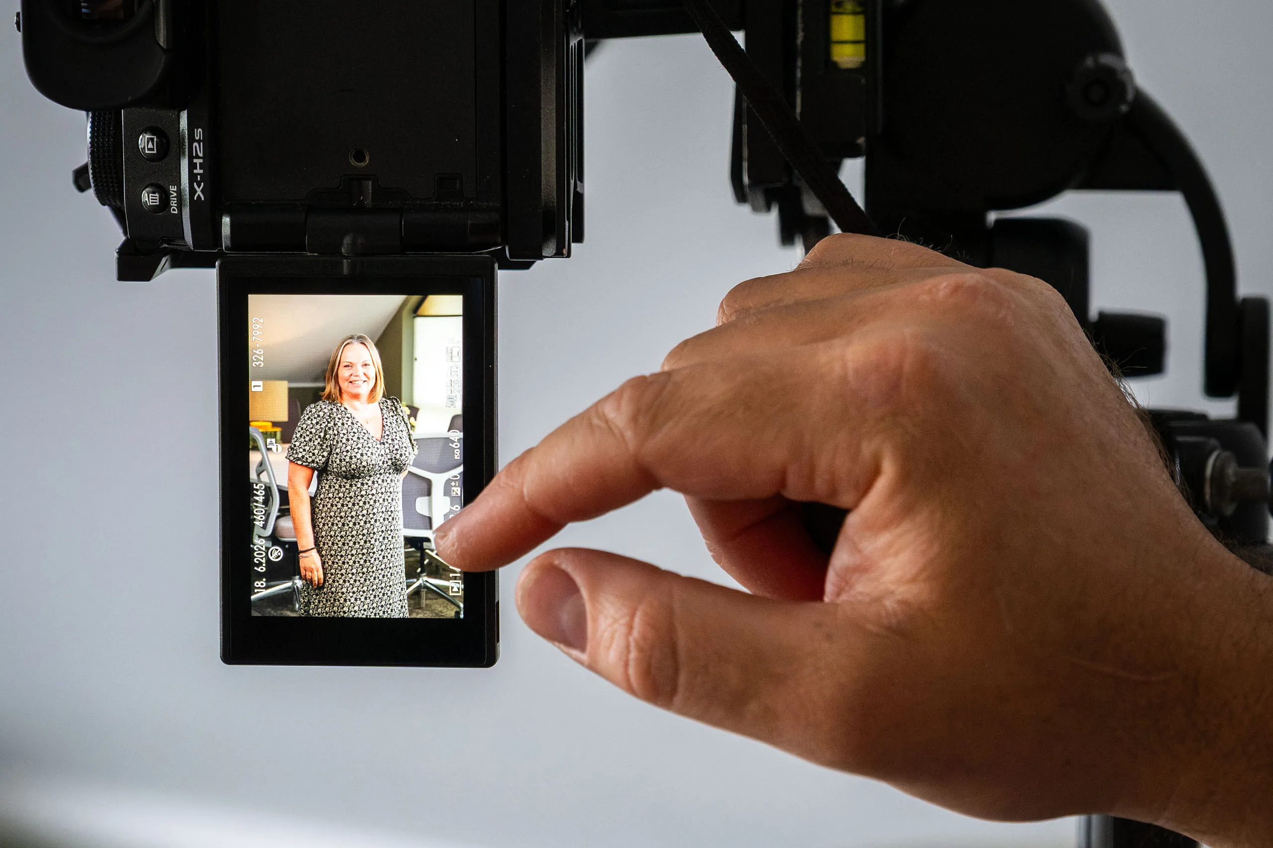 Reviewing a portrait of Sara Vaughan on the Fujifilm X-H2S camera screen during the Boal & Co portrait session.